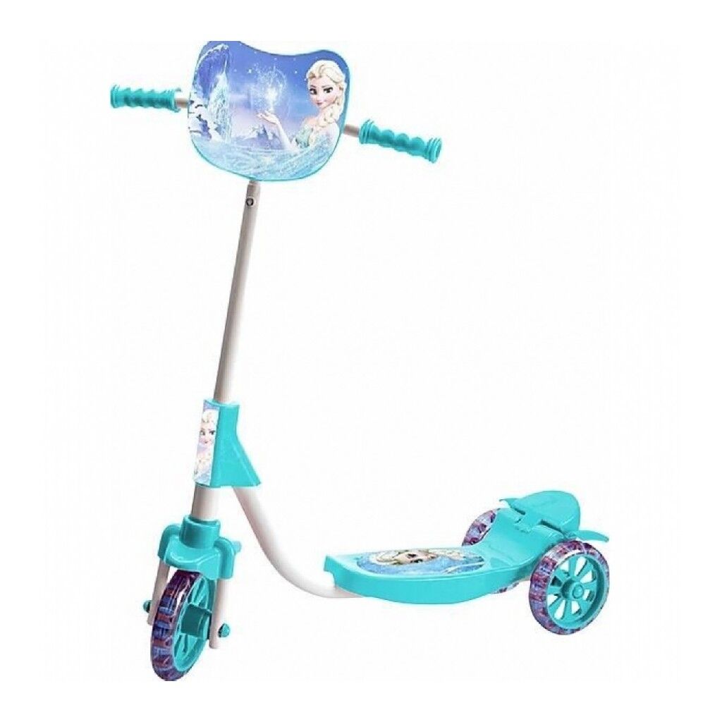 BRN ÜÇ TEKERLEKLİ SCOOTER KARLI KIZ