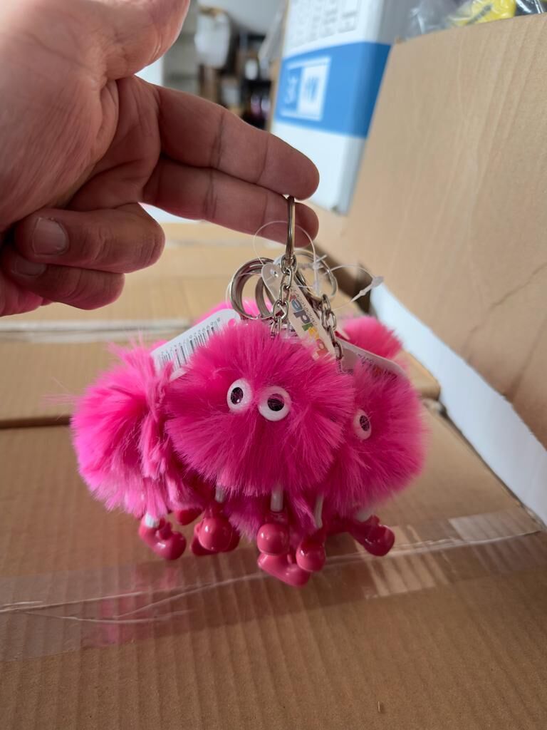 ANAHTARLIK AYAKLI PONPON PELUŞ